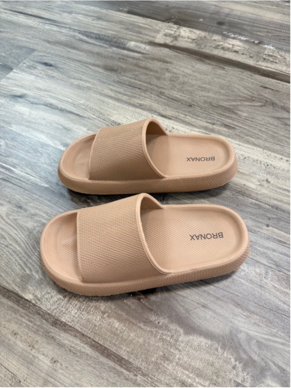 BRONAX Beige Cloud Slides Unisex Cushioned Comfort Sandals Size 8/9 - Picture 2 of 5